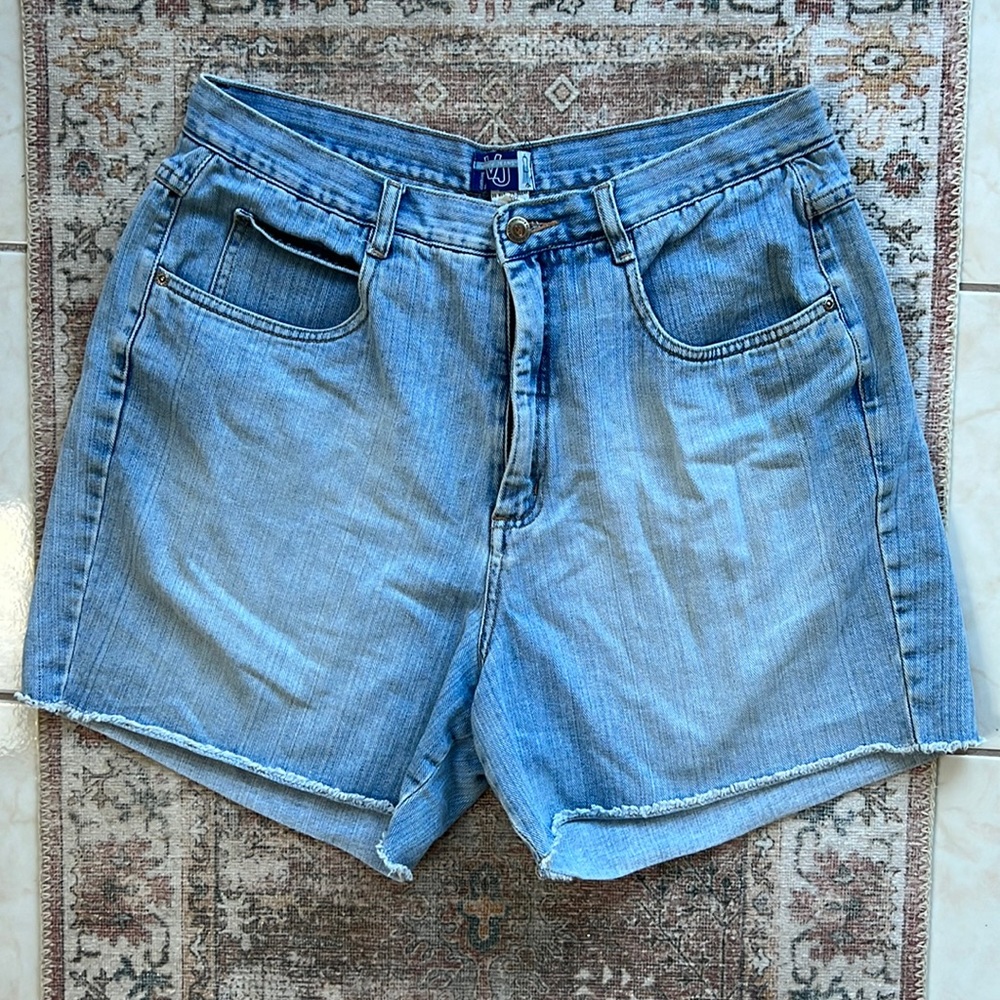 Venezia Jean shorts